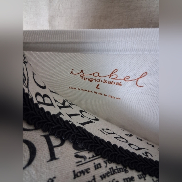 Ingrid & Isabel White Short Sleeve Tee Size Large - Picture 3 of 4